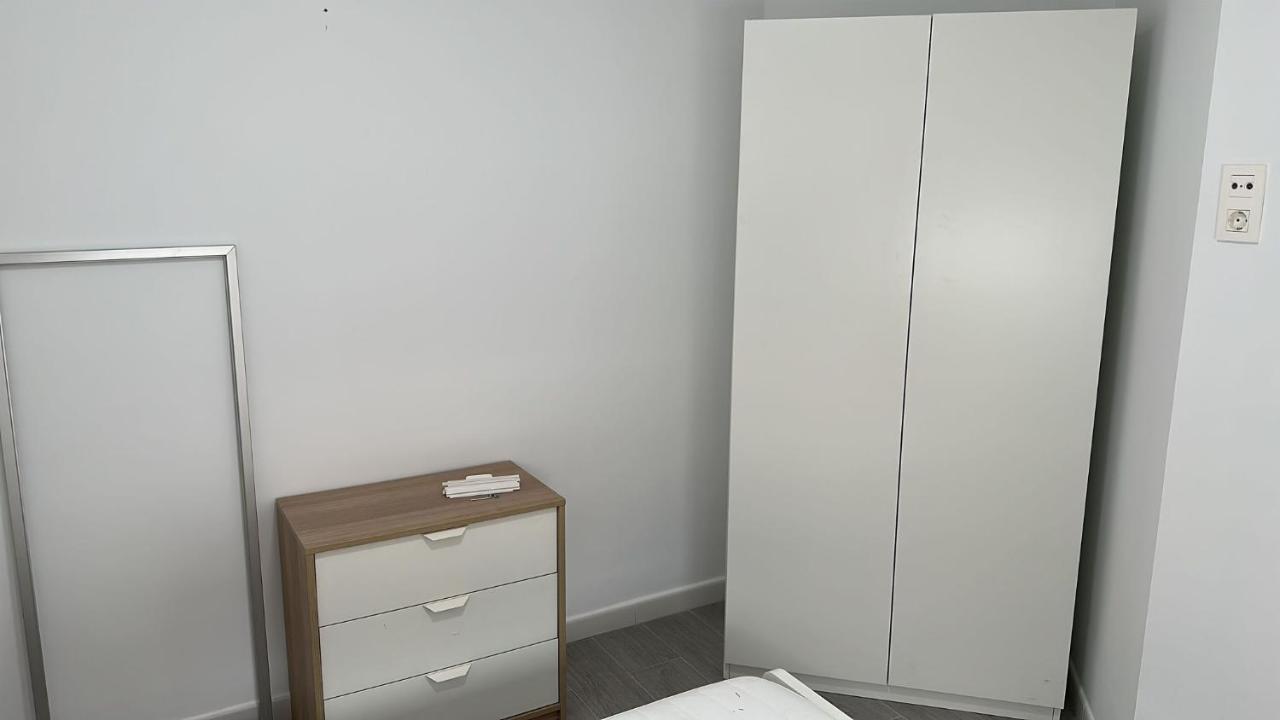 2 Rooms Con Terraza Málaga Buitenkant foto