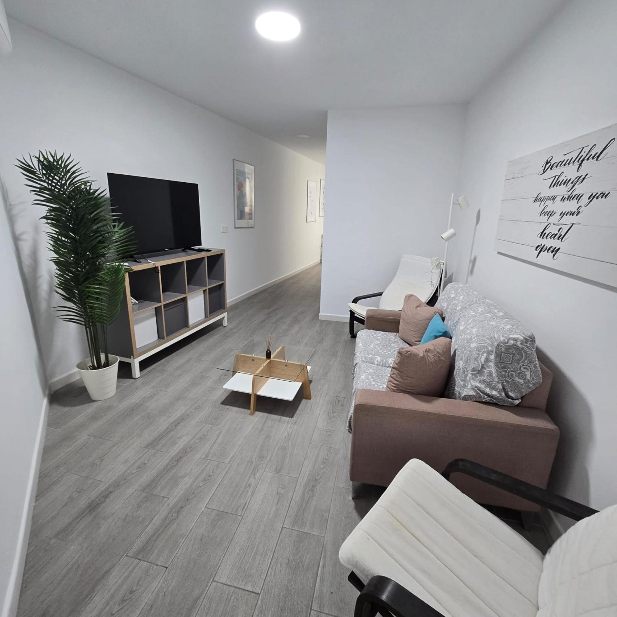 2 Rooms Con Terraza Málaga Buitenkant foto
